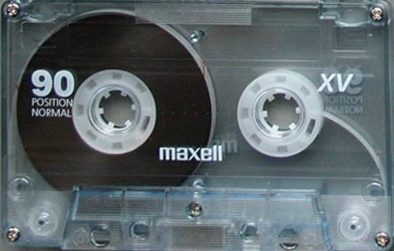 5 pack Maxell XV 90 "PLU 157578" Type I Normal 2002 Europe