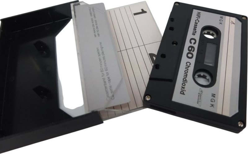 Compact Cassette MGK 60 Type II Chrome Germany