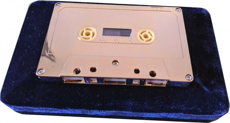 Compact Cassette TDK 90 "Golden cassette" Type II Chrome Japan