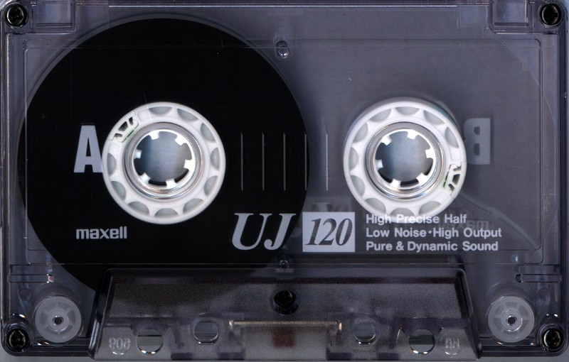 Compact Cassette Maxell UJ 120 "UJ-120S" Type I Normal 2000 Japan