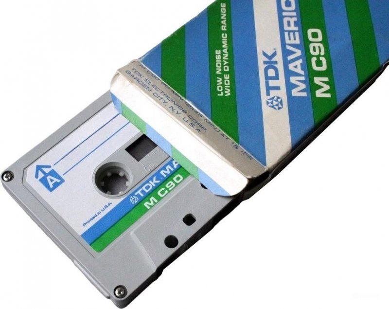 Compact Cassette TDK AV 90 "MC Maverick" Type I Normal 1972 USA