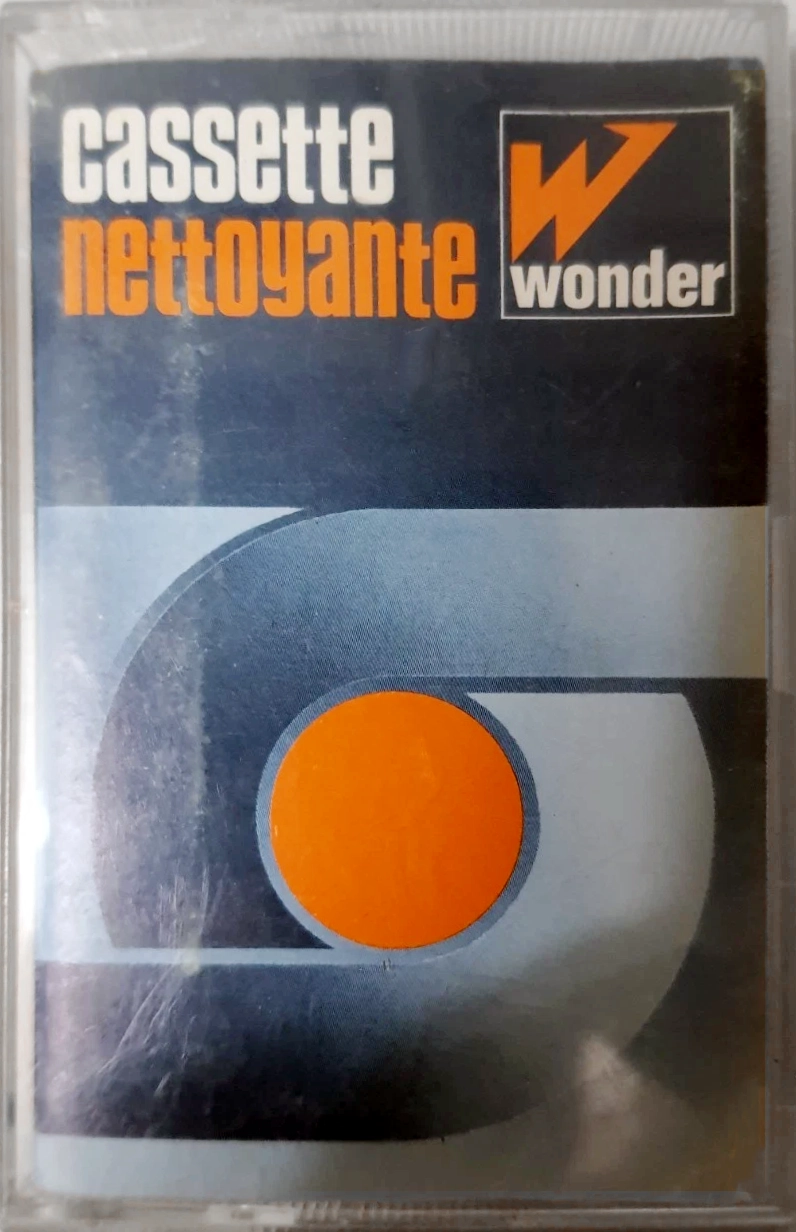 Compact Cassette Wonder Cleaning Cassette 1973 France